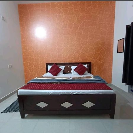 Ramam Hotel By Naavagat 700Mtr From Shri Ram Janambhumi Ayodhya Екстер'єр фото